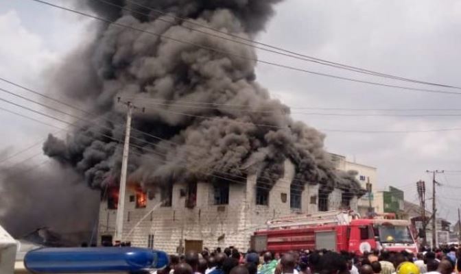 Fire Razes Popular Dugbe Market In Oyo state , Ibadan