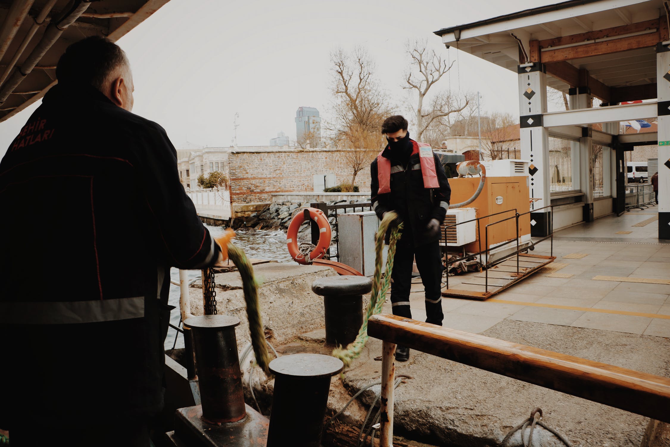 Ways to create a positive working environment for employees