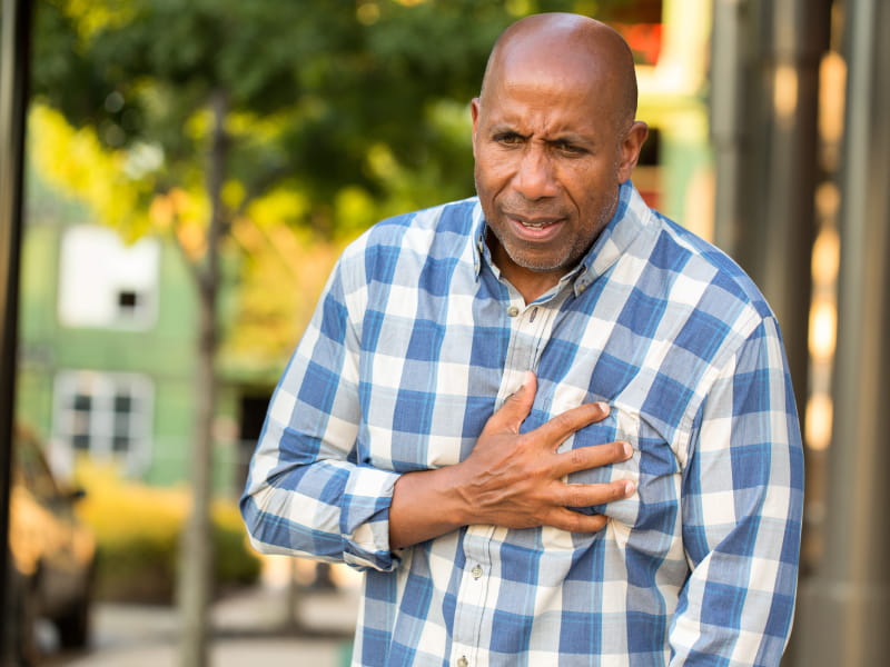 Understanding Heart Attacks: Signs, Symptoms, and Myths Debunked