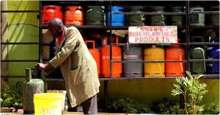 Prioritizing Professionalism: Government Must Implement Pre-Startup Regulations for Gas Outlets