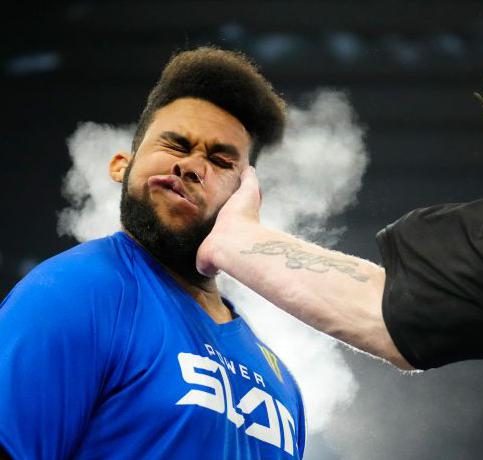 Man Collapses Playing Power Slap In Nigeria: Is This ‘Sport’ Worth the Risk?