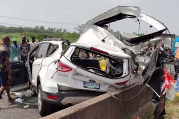 Tragic Accident on Lagos-Ibadan Expressway Highlights Dangers of Over-Speeding