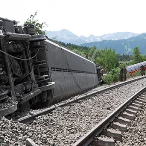 Train Collides with Toyota Hilux