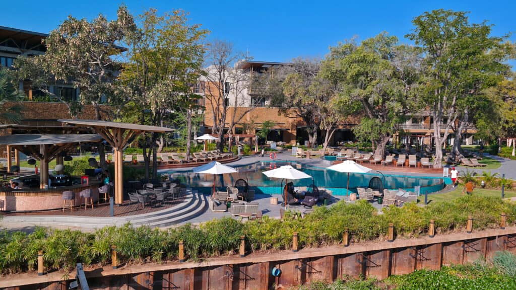 Radisson Blu Mosi-Oa-Tunya, Livingstone Resort Credit: letsgetlostinthewald.com