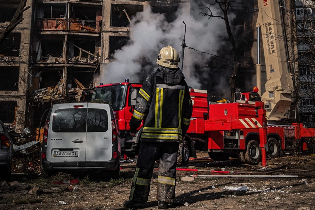 The First 60 Seconds After an Accident—What Determines Life or Death?