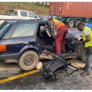 Tragedy on Lagos–Ibadan Expressway as Family of Three Killed in Crash